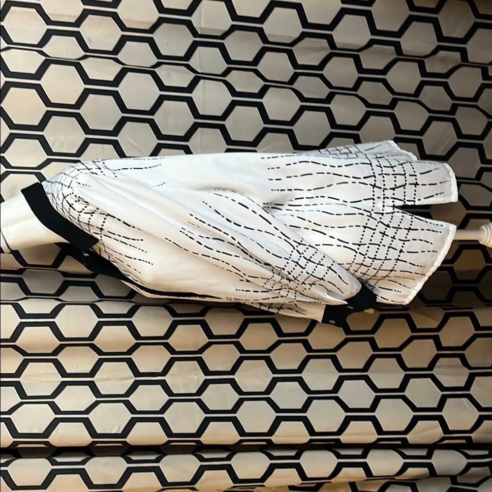 Black and White Long Sleeve Graphic Button Down Shirt - Picture 3 of 11